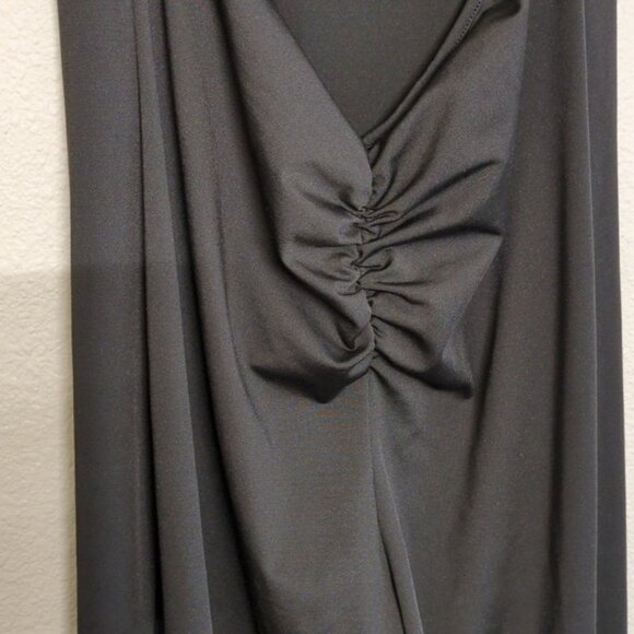 Black Cutout Back Sleeveless One-Piece Jumpsuit With Ruched Back Detail Size M - Picture 3 of 6